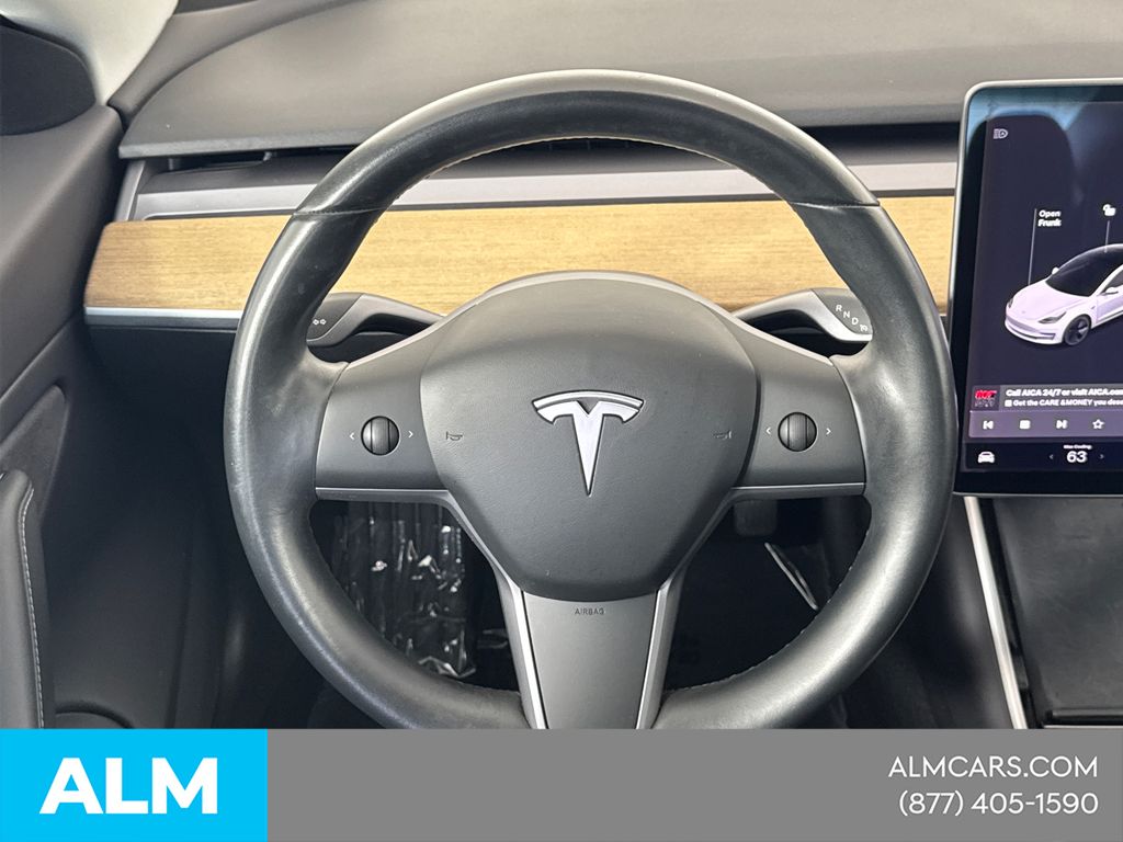 Used 2019 White Tesla Standard Range Plus image 27