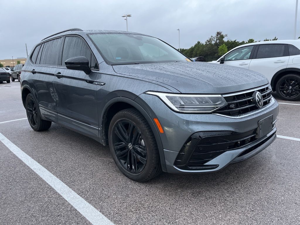 Thumbnail: 2022 Volkswagen Tiguan - 2