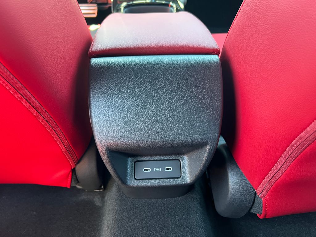 Thumbnail: 2025 Acura Integra - 21