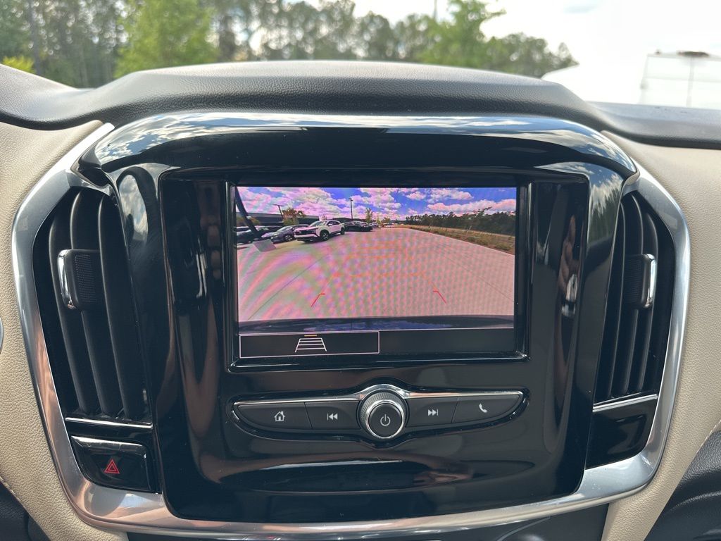 2022 Northsky Blue Metallic Chevrolet Traverse LS FWD SUV