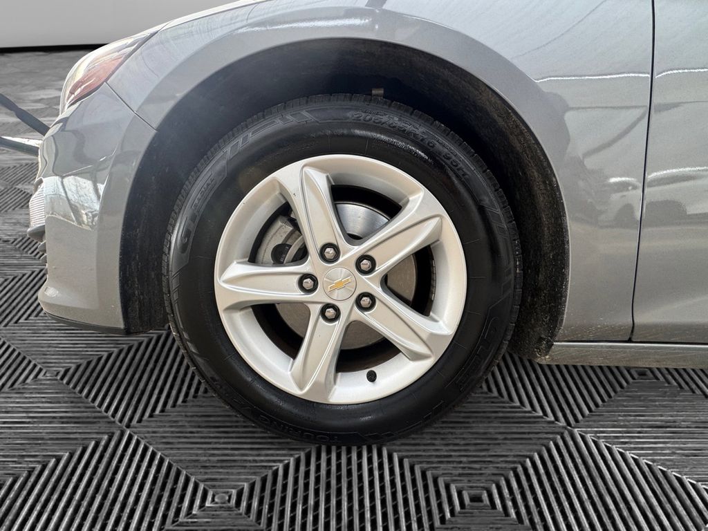 Used Car 2023 Chevrolet Malibu  Lt For Sale Under $20,000 In Round Rock, Texas