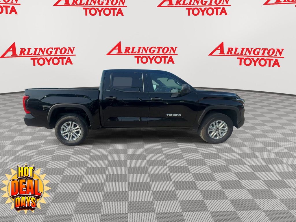 2025 Toyota Tundra SR5 - Photo 13