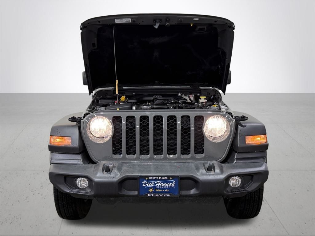 2021 Jeep Gladiator Sport