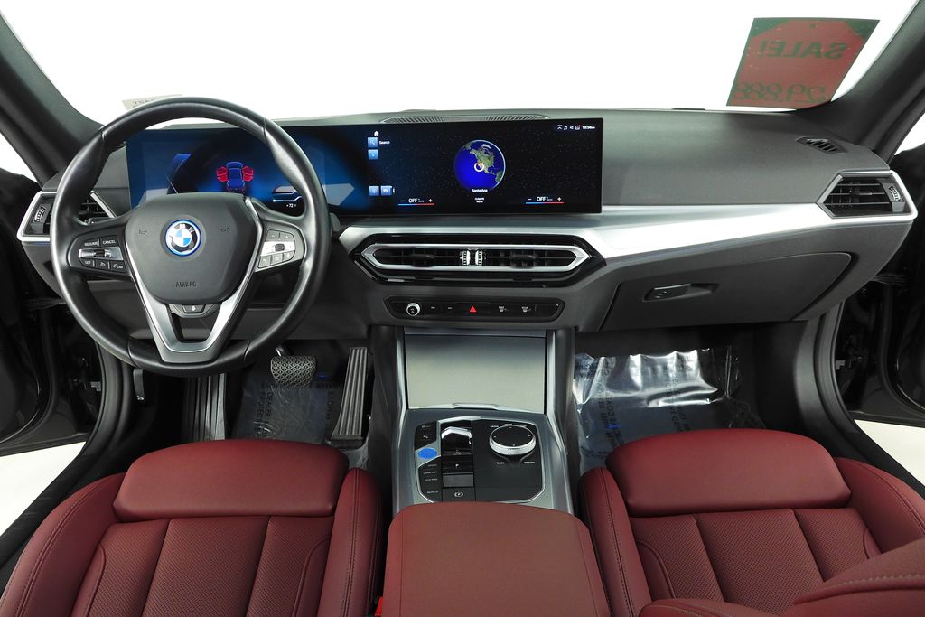 Thumbnail: 2023 BMW i4 - 25