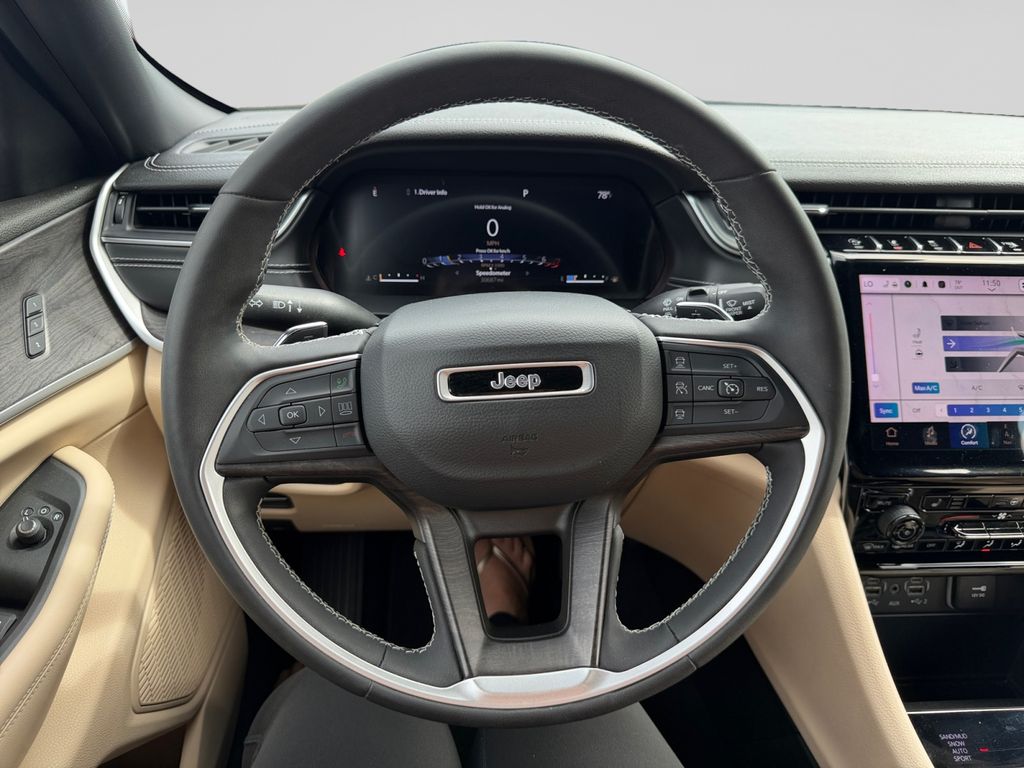 2023 Jeep Grand Cherokee Limited Silver at Auto Express Mitsubishi