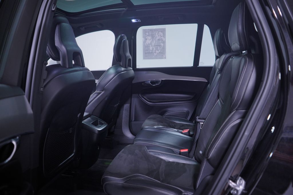 Thumbnail: 2017 Volvo XC90 - 9