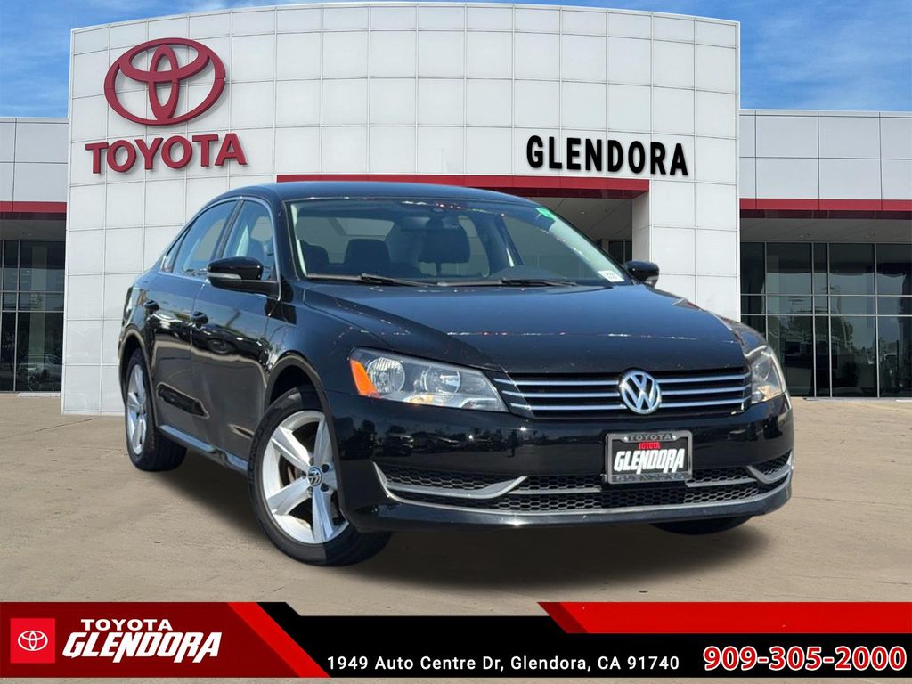 Used 2013 Volkswagen Passat SE with VIN 1VWBP7A32DC015610 for sale in Glendora, CA