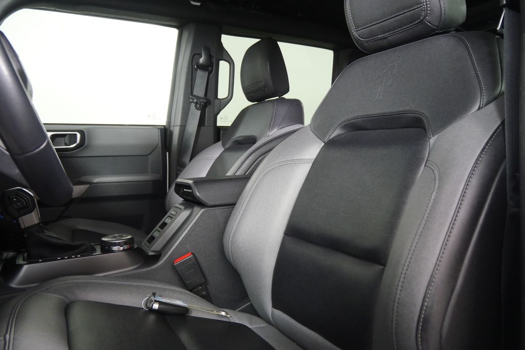 Thumbnail: 2023 Ford Bronco - 10