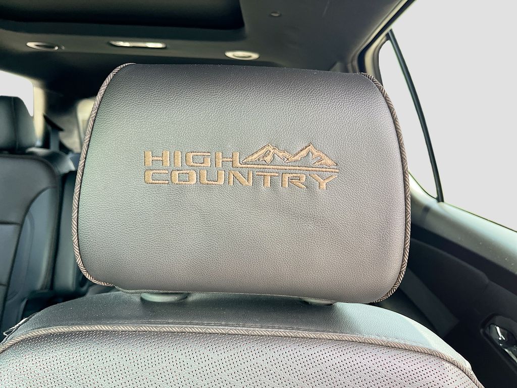 2023 Chevrolet Traverse High Country Gray at North Houston Mitsubishi