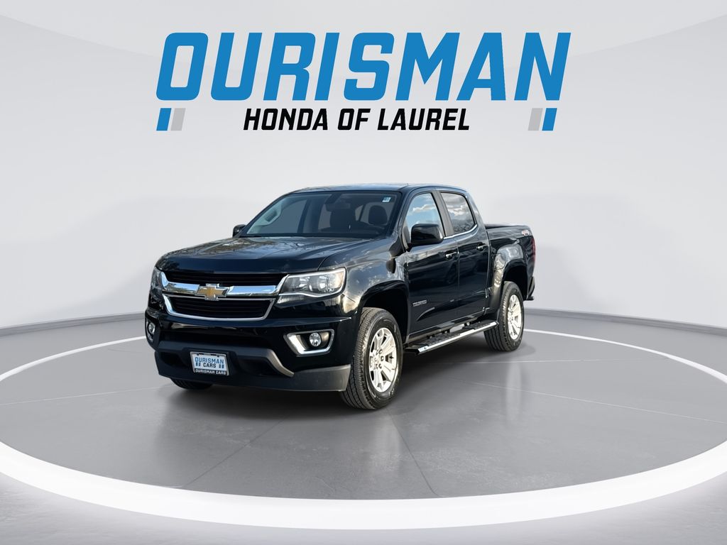 View vehicle photo 4