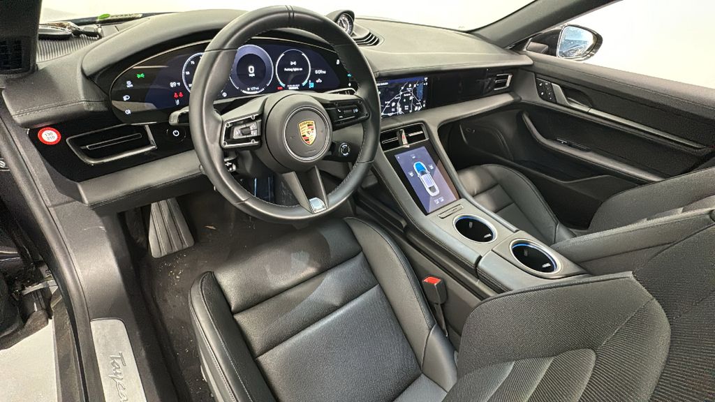 Thumbnail: 2025 Porsche Taycan - 4