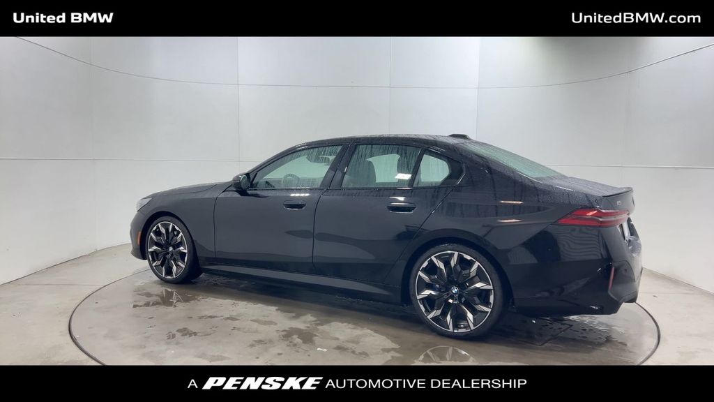 Thumbnail: 2025 BMW i5 - 6