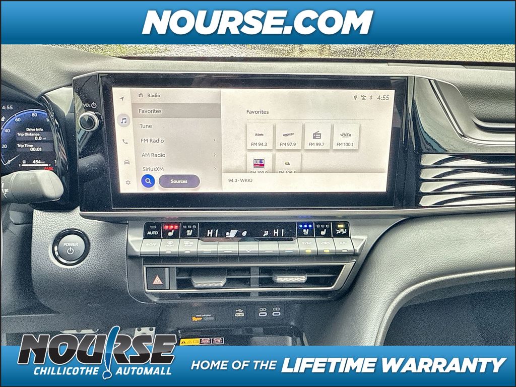 2025 Toyota Camry  photo