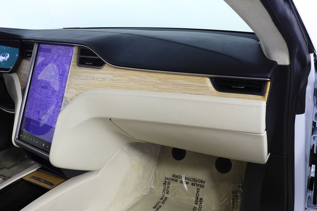 Thumbnail: 2018 Tesla Model S - 14