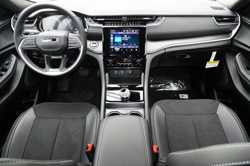 New Car 2025 Jeep Grand Cherokee L  Altitude X For Sale Under $50,000 In Weatherford, Texas