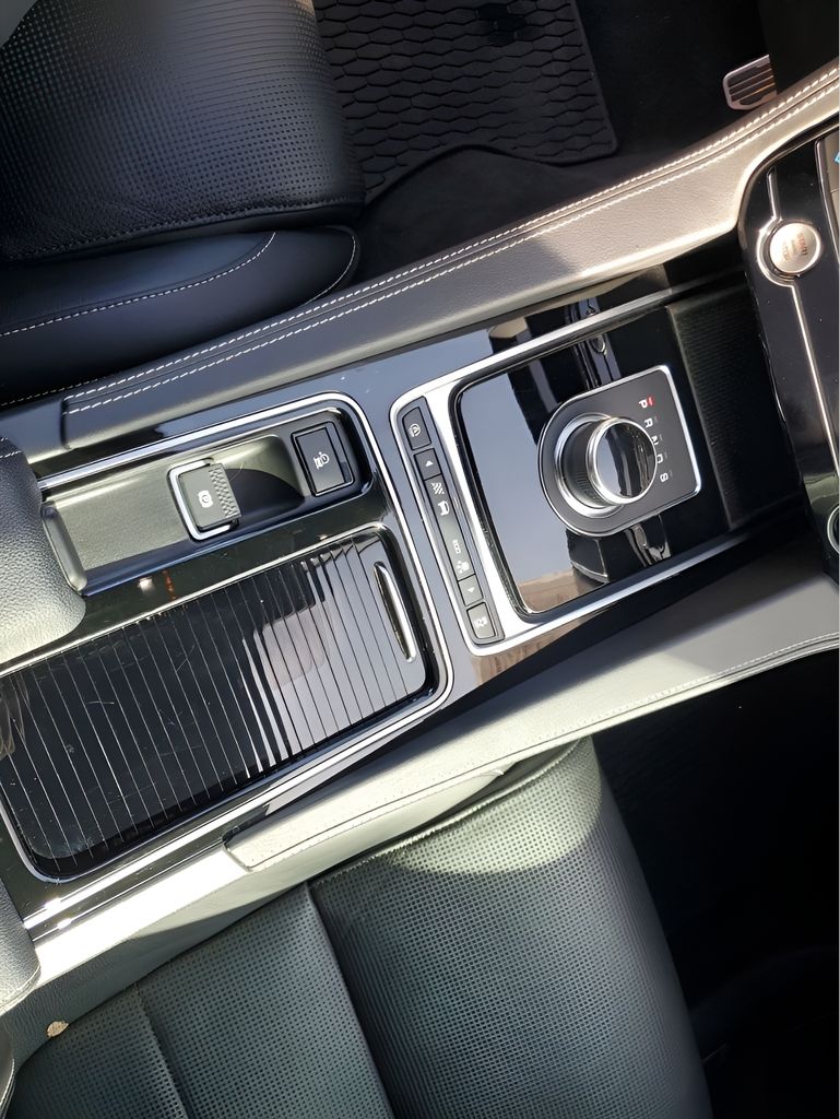 Used Car 2020 Jaguar F-pace  25t Checkered Flag For Sale Under $25,000 In Austin, Texas