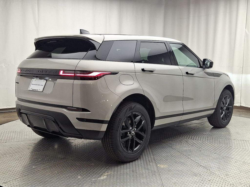Thumbnail: 2026 Land Rover Range Rover Evoque - 3