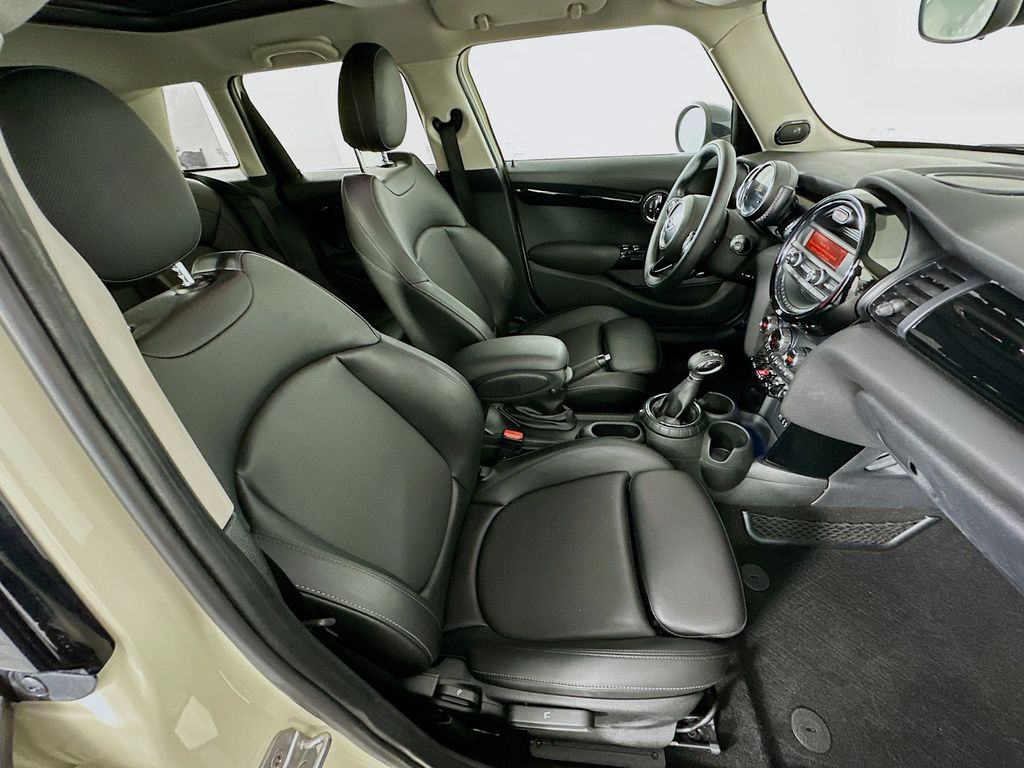 2016 MINI Cooper Base 25