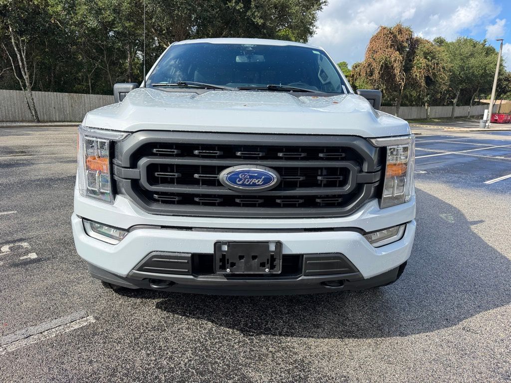2022 Ford F-150 XLT photo 2