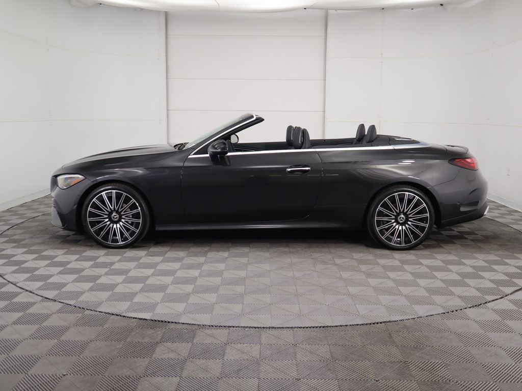 Thumbnail: 2025 Mercedes-Benz CLE - 8