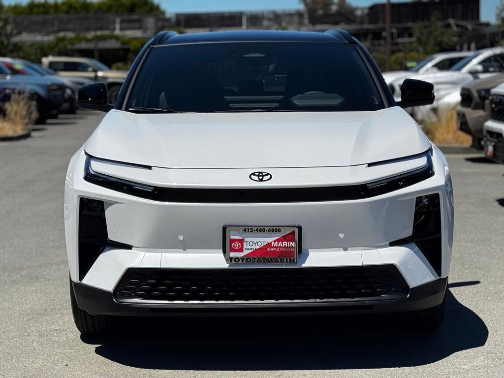 New 2026 Toyota C-HR SUV