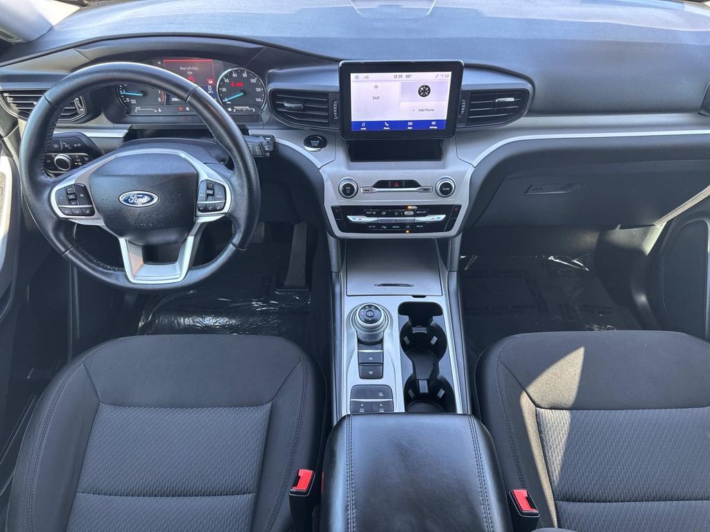 Used 2023 Ford Explorer XLT 4D Sport Utility