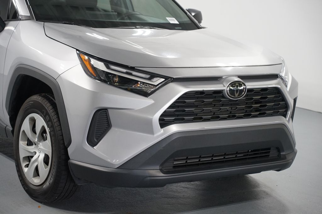 Thumbnail: 2024 Toyota RAV4 - 4