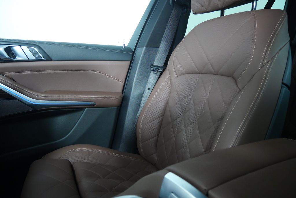 Thumbnail: 2024 BMW X5 - 25