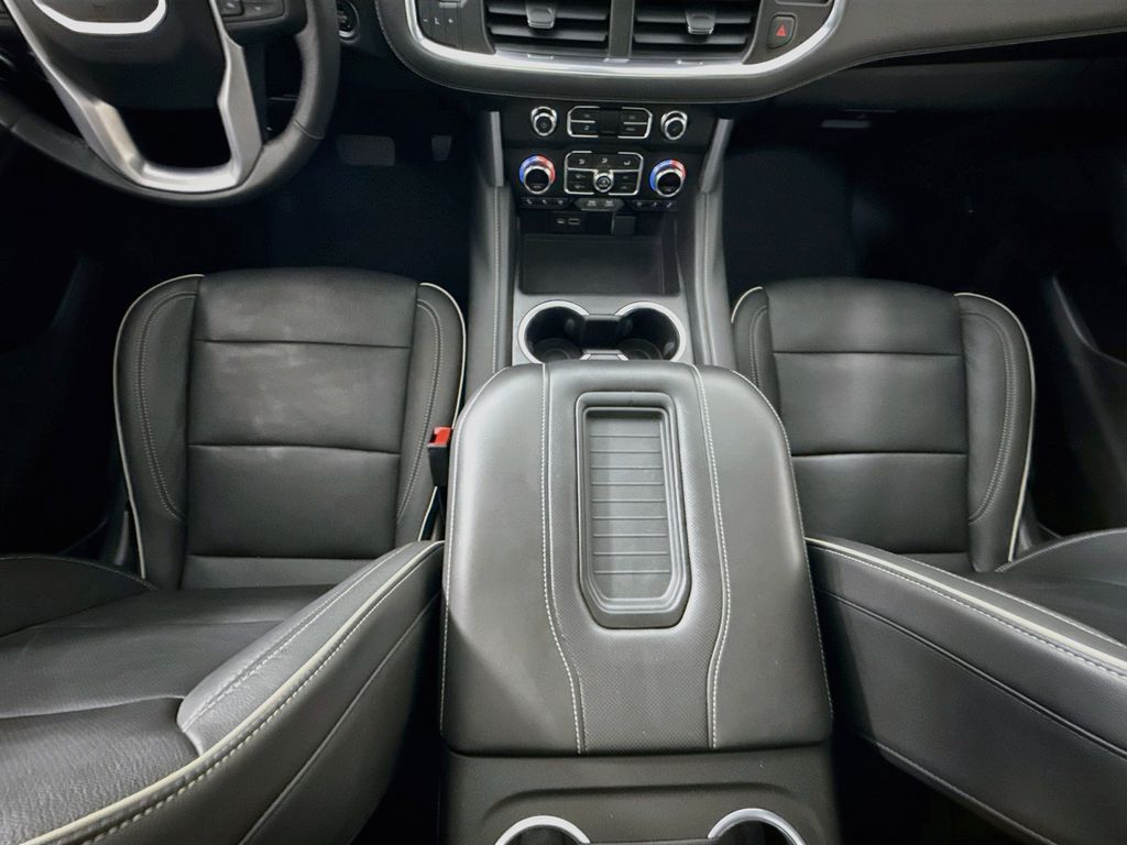 Thumbnail: 2021 GMC Yukon - 15