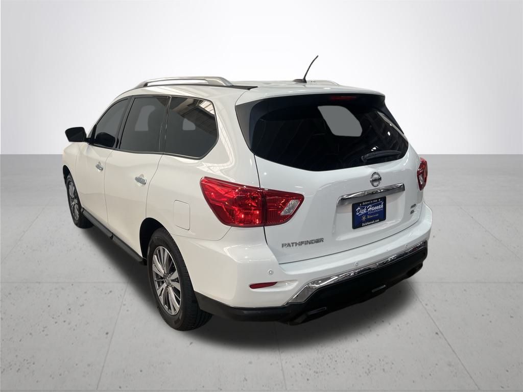 2018 Nissan Pathfinder SL