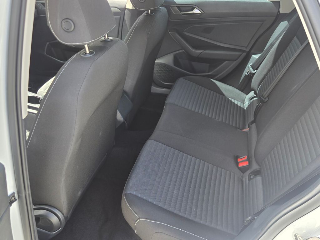 2023 Volkswagen Jetta - $14,600