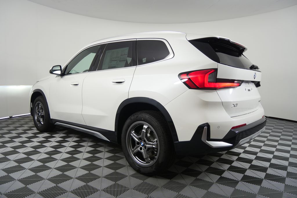 2025 BMW X1 xDrive28i 5
