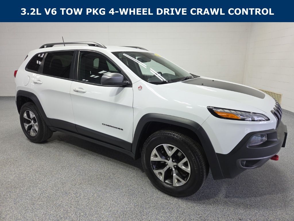 Bright White Clearcoat 2018 Jeep Cherokee Trailhawk 4WD SUV / Crossover Four-Wheel Drive 9-Speed Automatic