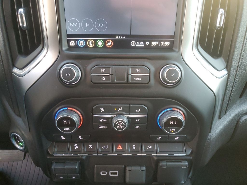 Used Car 2021 Chevrolet Silverado 1500  Lt Trail Boss For Sale Under $40,000 In Austin, Texas