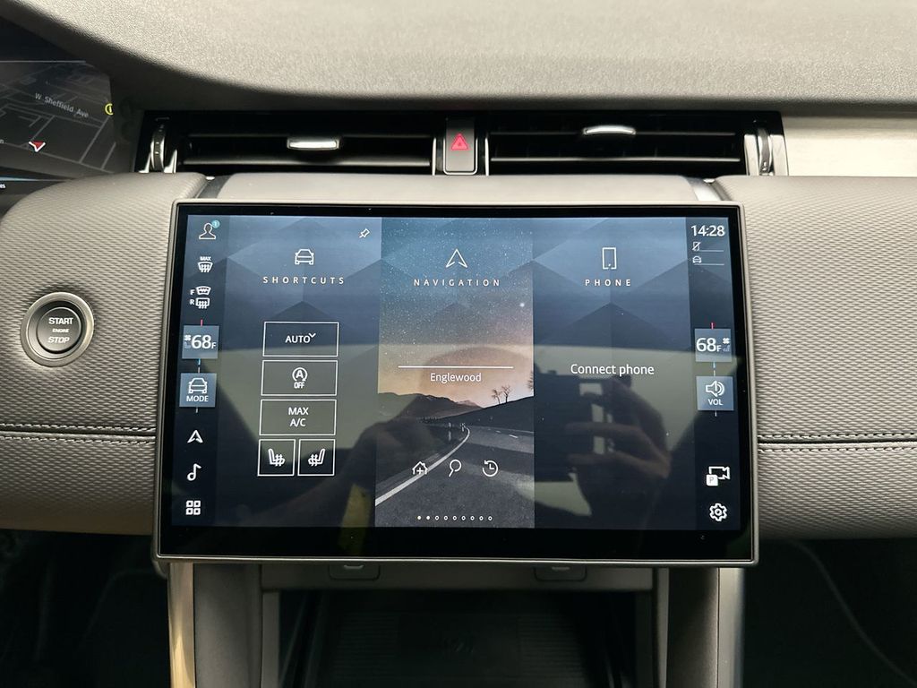 Thumbnail: 2026 Land Rover Discovery Sport - 13