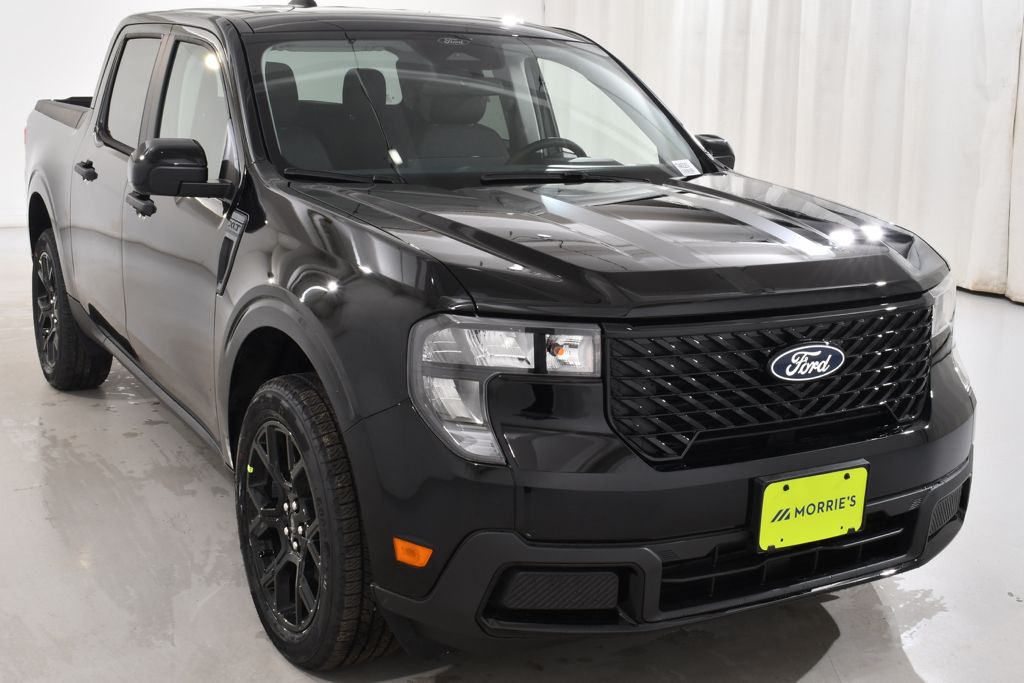 New 2026 Black Ford XLT Hybrid image 4