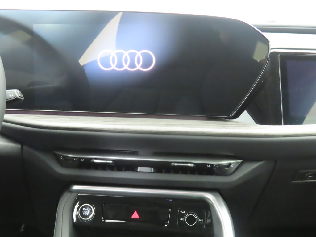 Thumbnail: 2025 Audi Q5 - 14