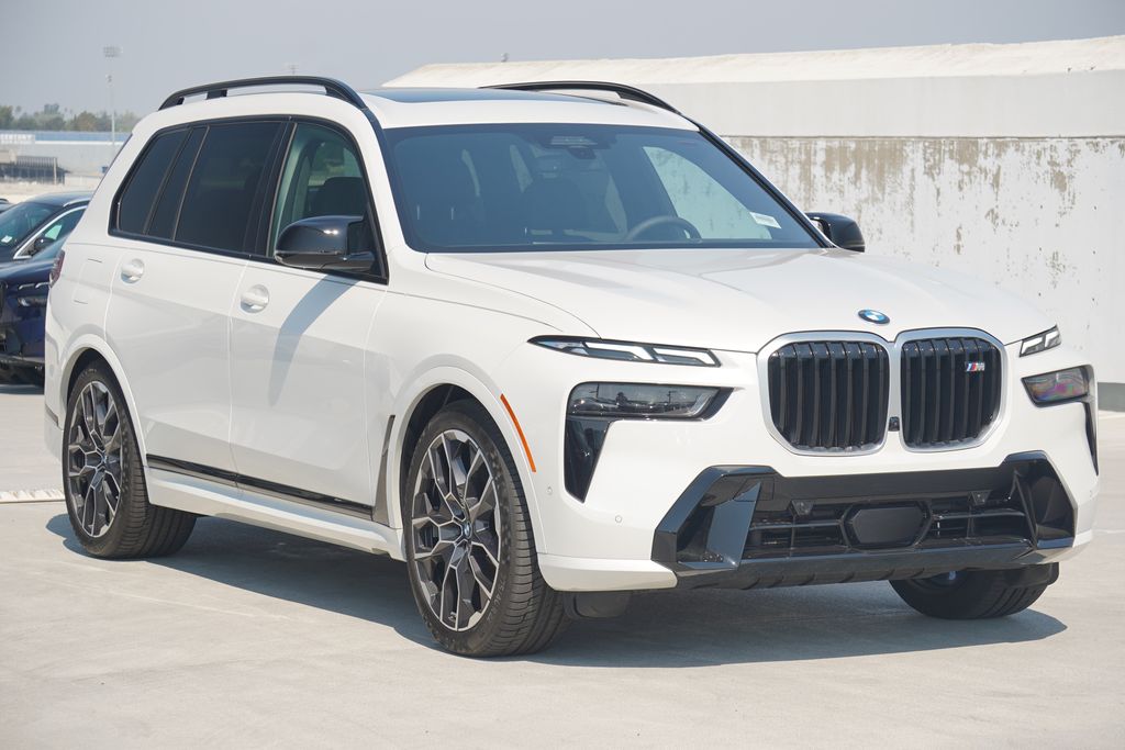 Thumbnail: 2025 BMW X7 - 3