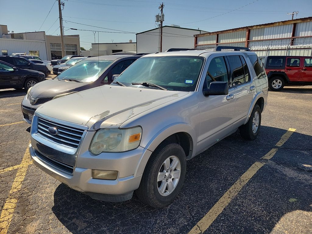 2010 Ford Explorer XLT - 2