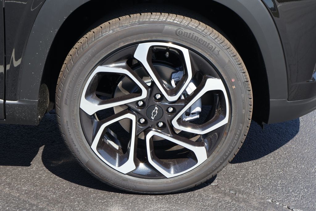 Thumbnail: 2026 Chevrolet Trax - 11