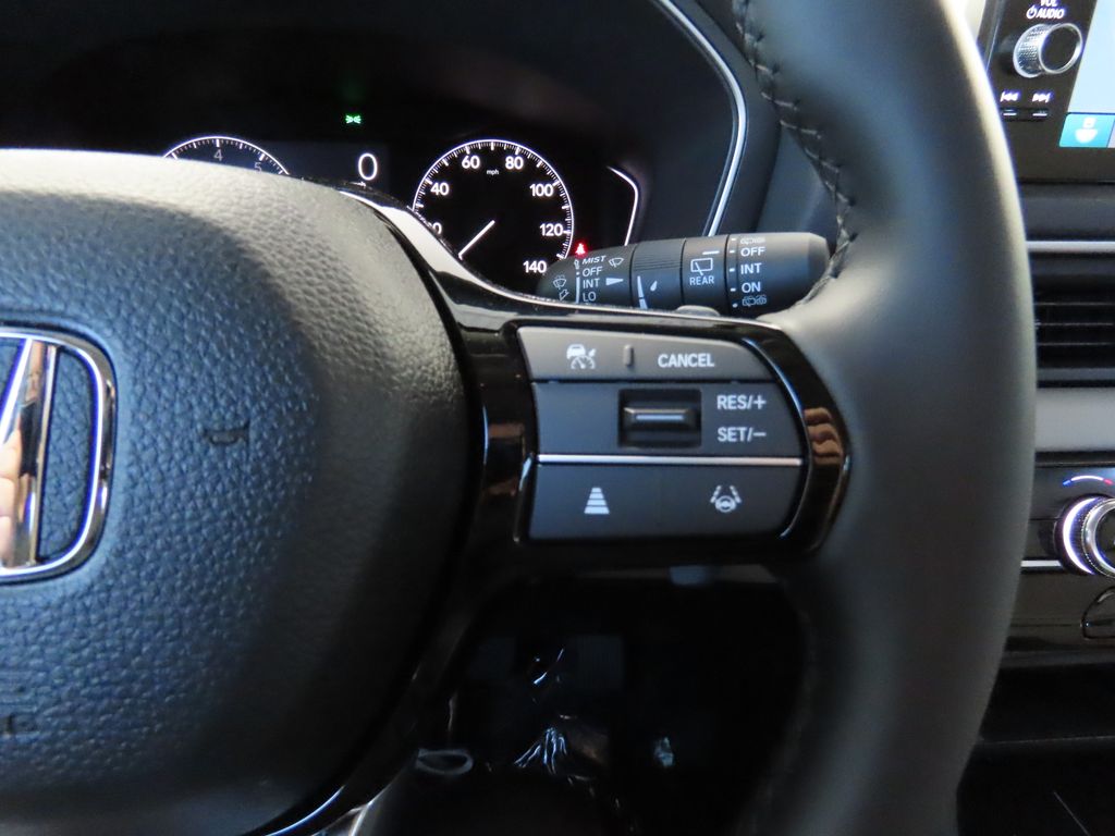 2025 Honda Pilot Touring 13
