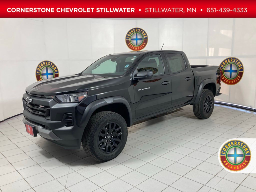 Black 2023 Chevrolet Colorado Trail Boss Crew Cab 4WD Pickup Truck Four-Wheel Drive 8-Speed Automatic