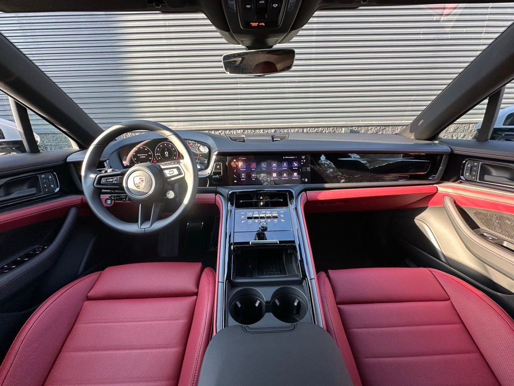 Thumbnail: 2026 Porsche Panamera - 6