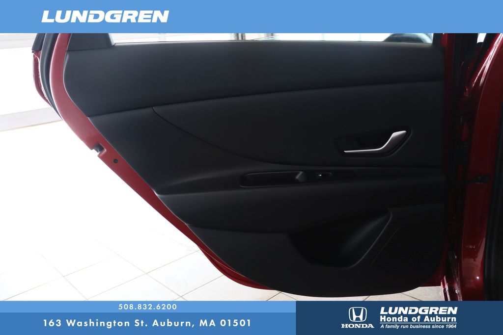 Used 2023 Hyundai Elantra Hybrid Sedan