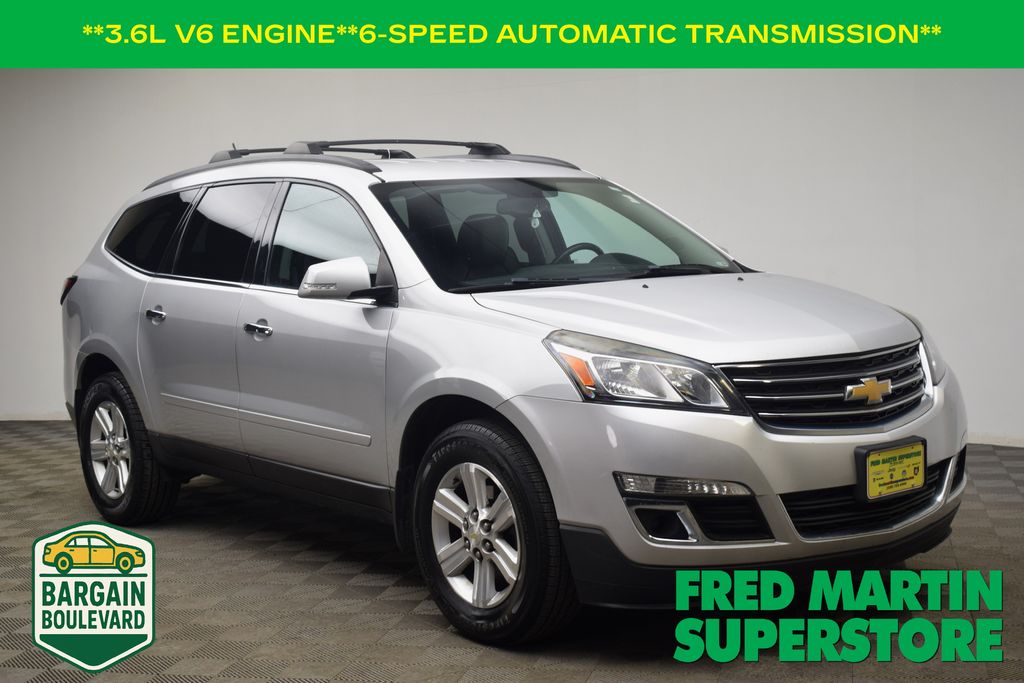 used 2014 Chevrolet Traverse car, priced at $7,500