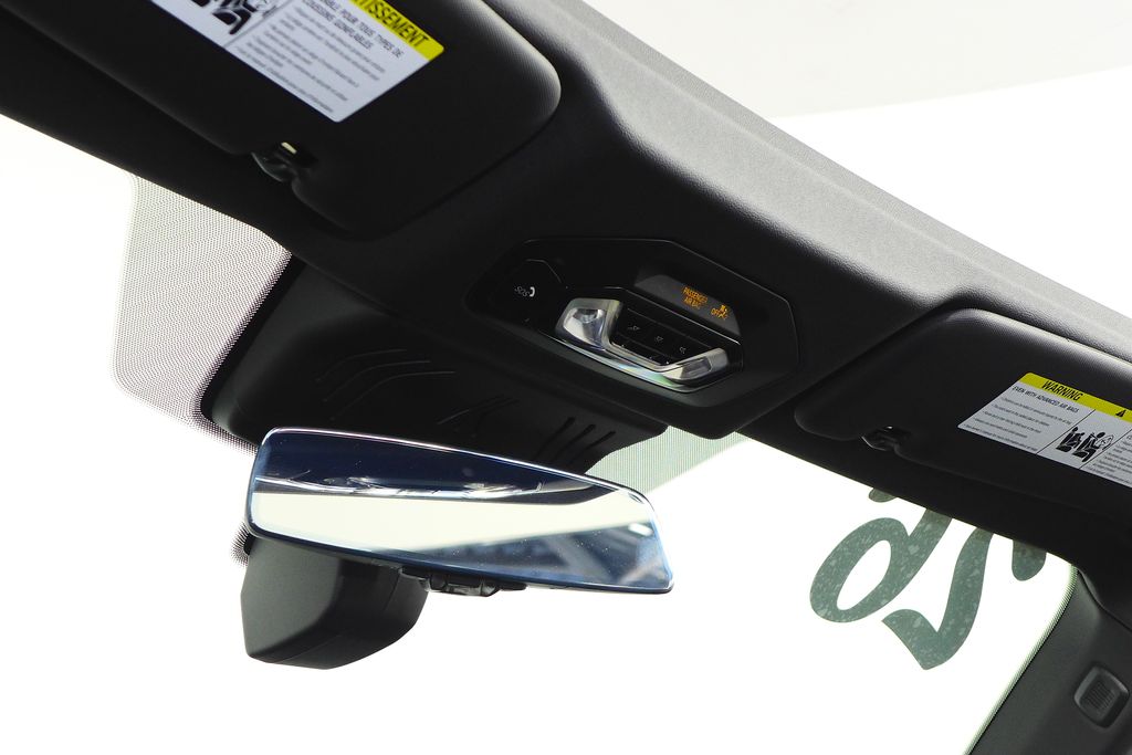 Thumbnail: 2026 BMW M4 - 14