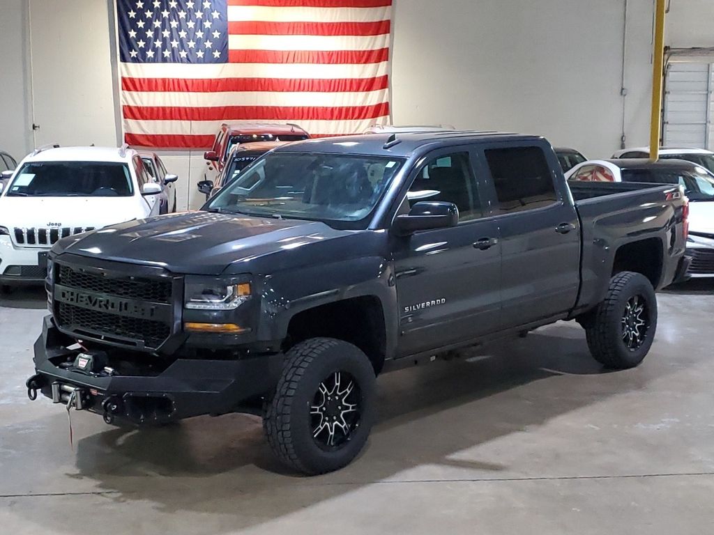 2018 Chevrolet Silverado 1500 LT photo