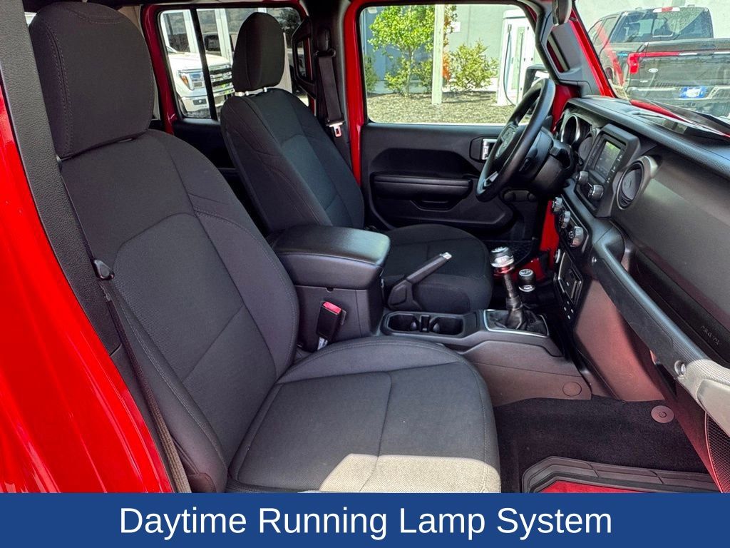 2021 Jeep Gladiator Sport