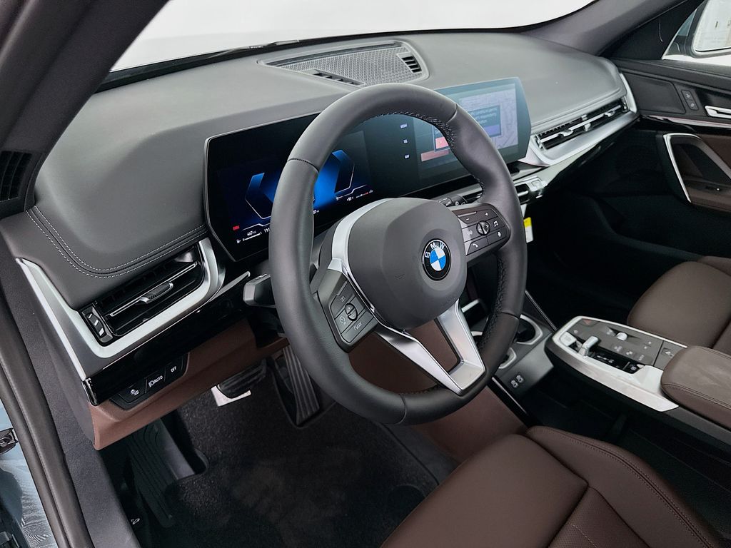 Thumbnail: 2025 BMW X1 - 9