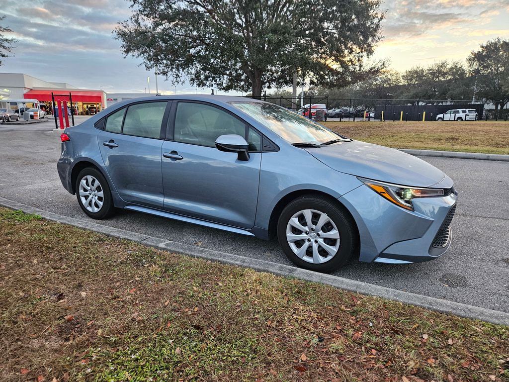 2022 Toyota Corolla LE 7